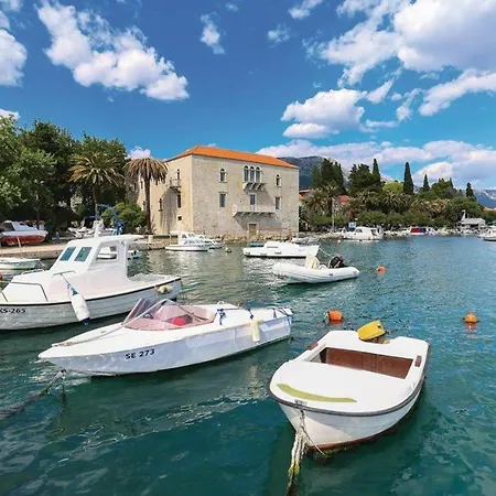 Apartment Stari Dvor Kastela Exterior photo