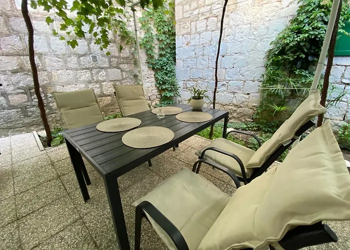 Apartment Stari Dvor